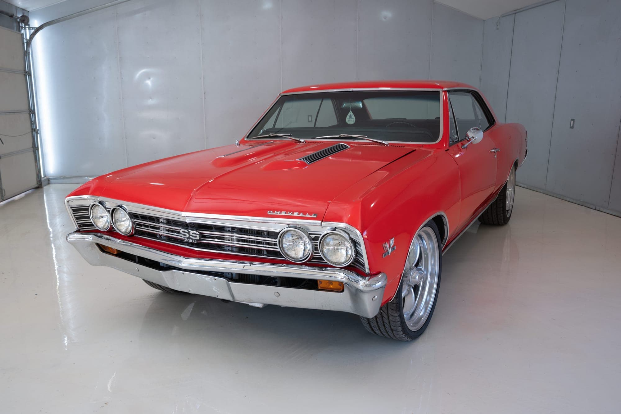 1967 Chevrolet Chevelle SS in red — three-quarter front